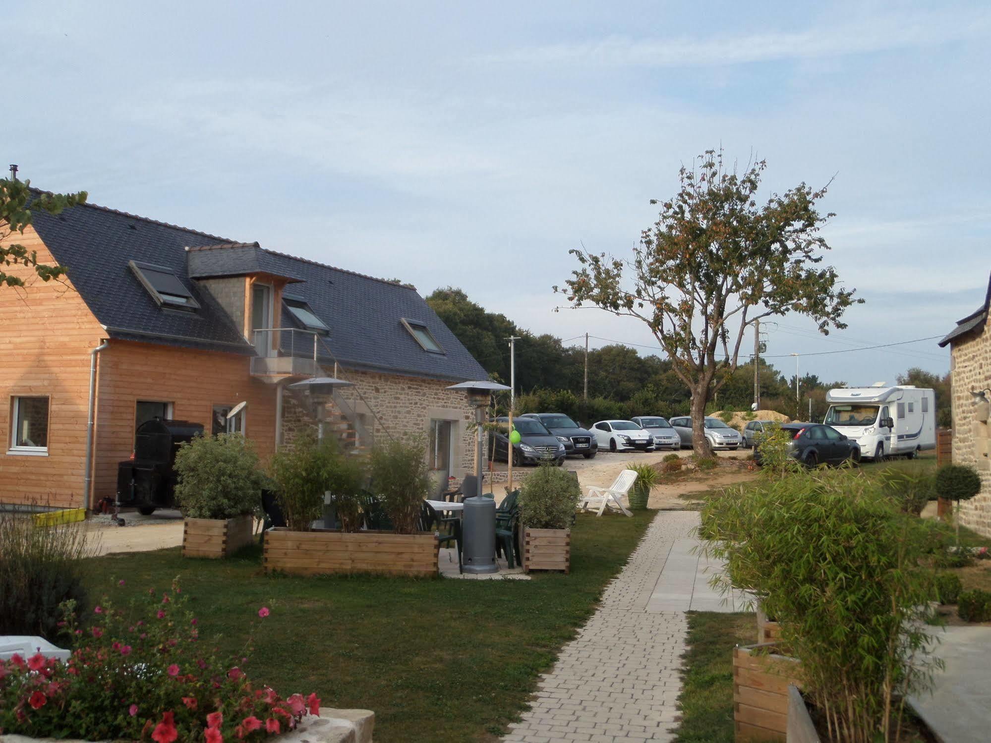 Les De Kerdurod Bed & Breakfast *